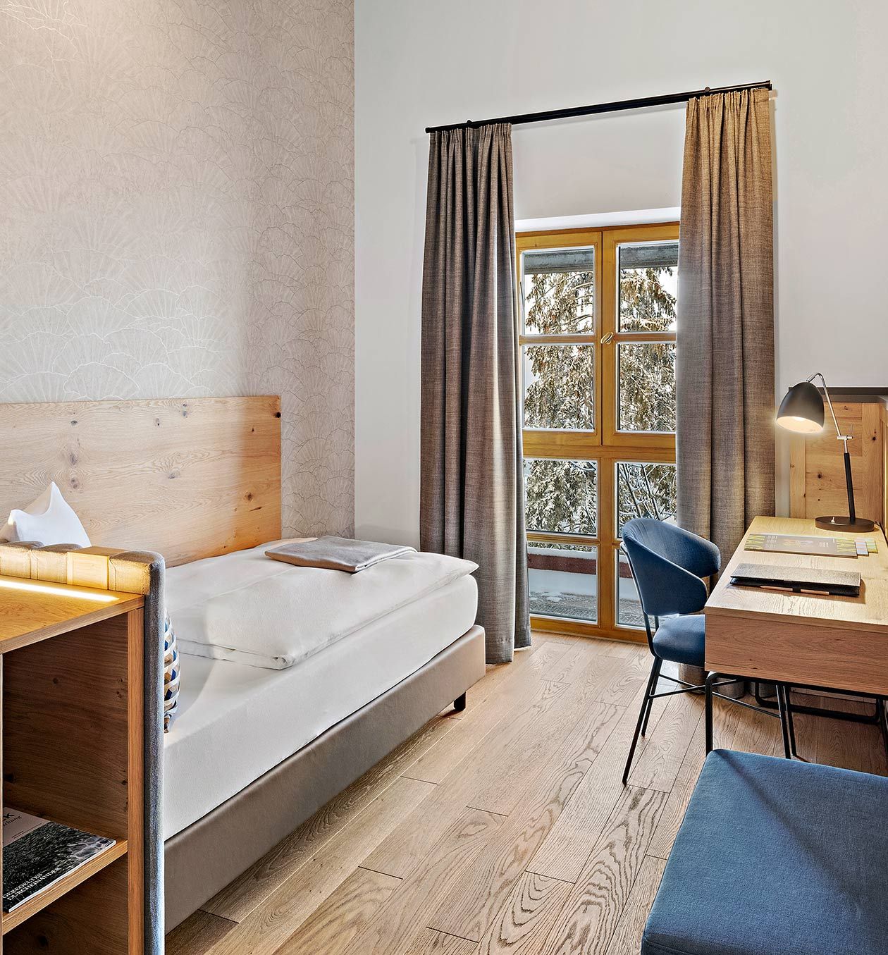 hotel room at Schloss Ringberg